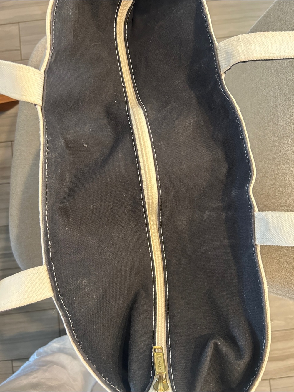 LL Bean Large Zip Top Boat Tote with black trim - Picture 9 of 10